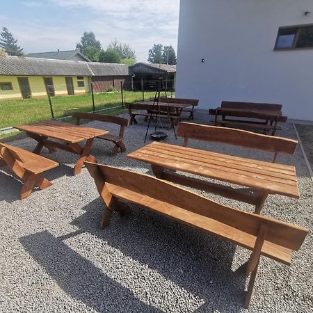 Tanie Noclegi, Kwatery, Pokoje Do Wynajecia , Targi Kielce Exterior foto